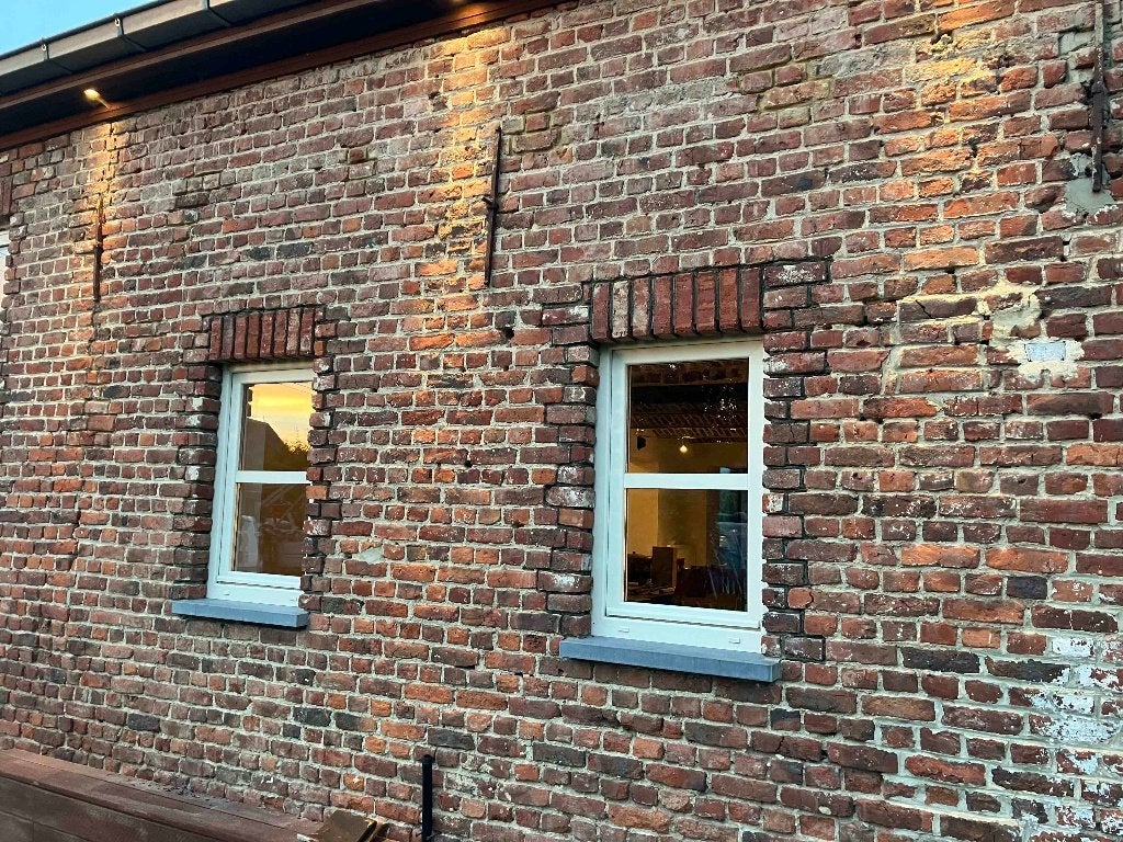 2 fenêtres en PVC, grain de bois, blanc crème,, Bricolage & Construction, Double vitrage, Comme neuf, Fenêtre de façade ou Vitre