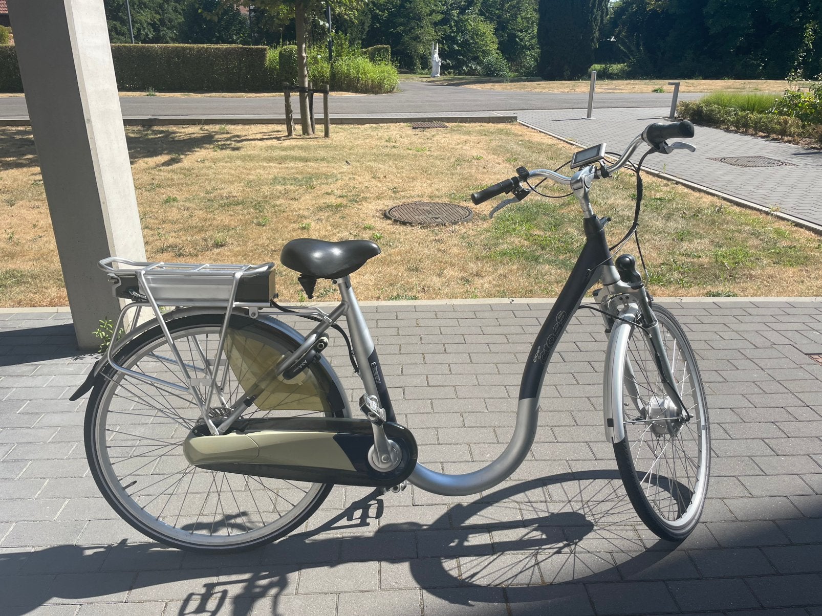 Vélo électrique à entrée réduite, Vélos & Vélomoteurs, Enlèvement, Utilisé, 50 km par batterie ou plus, Autres marques