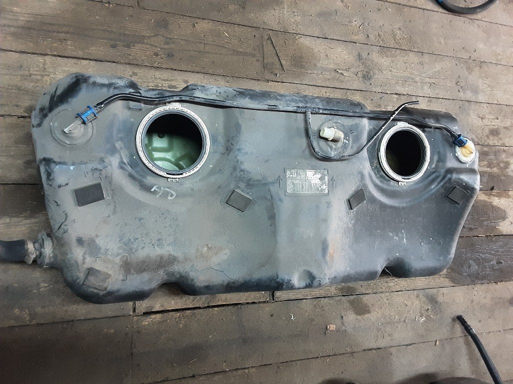 RESERVOIR CARBURANT Mini Mini (R50 / 53) (01-2001/01-2007), Petuelring 130
80809  München, DE, Mini, Utilisé, Minikundenbetreuung@mini.de