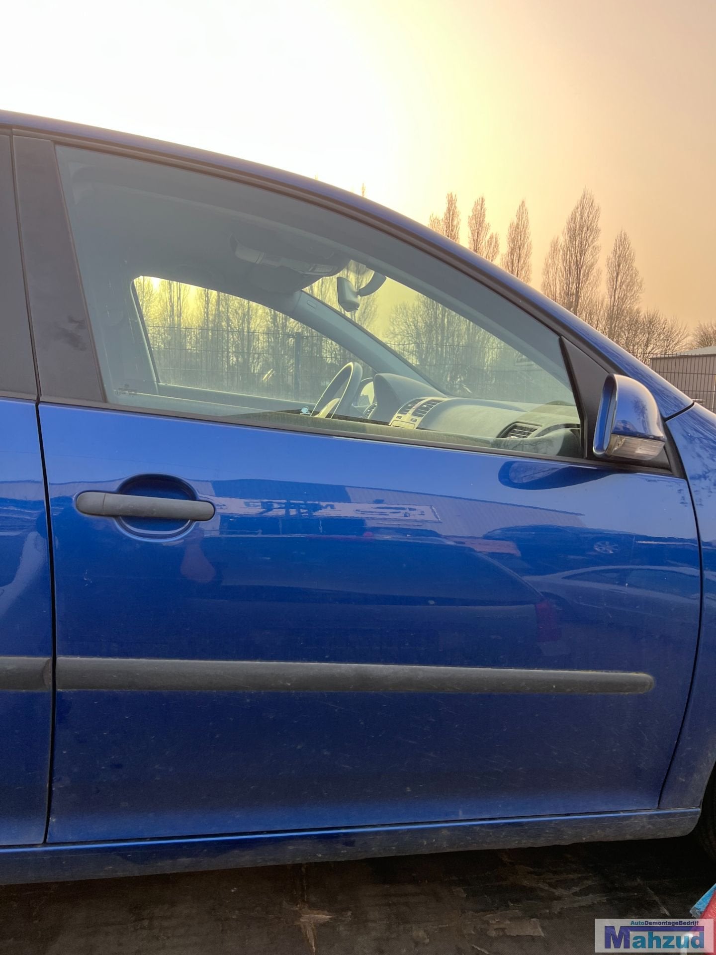 VW GOLF 5 BLAUW LC5J rechts voor deur portier 2004-2009, Gebruikt, Volkswagen AG, Vw@volkswagen.de, Berliner Ring 2
38440  Wolfsburg, DE