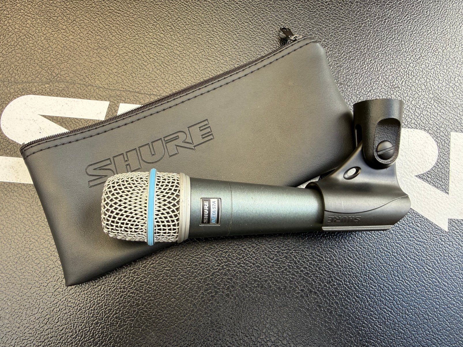 Micro Batterie Shure Beta, Musique & Instruments, Microphones, Enlèvement ou Envoi, Comme neuf, Micro pour instrument
