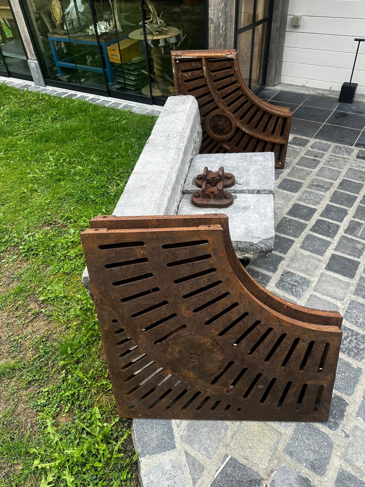 Boomrooster gietijzeren 4 delen, Ophalen