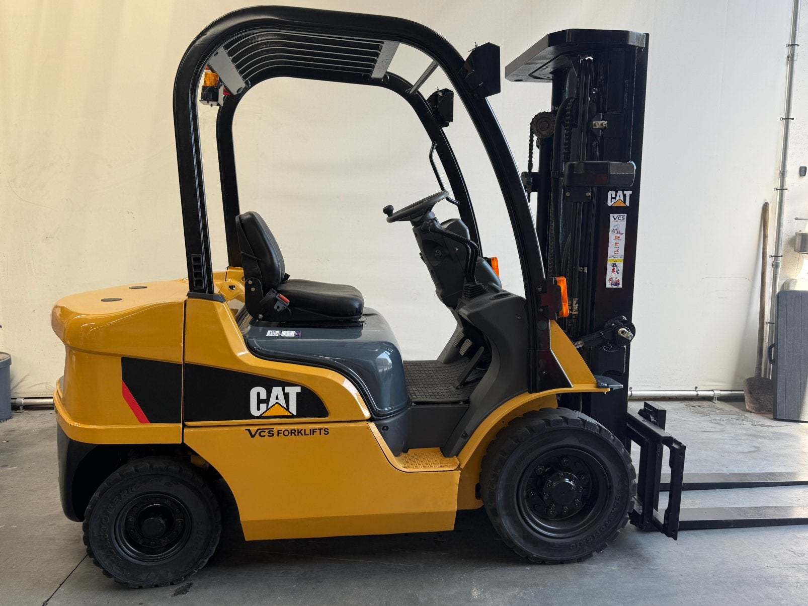Caterpillar diesel heftruck 2,5t triplex 4,75m + garantie, 2000 tot 3000 kg, Ophalen, Diesel, Heftruck