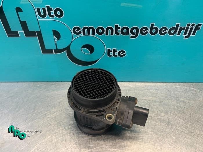 Compteur de masse d'air d'un Audi A4 (A4 01-), -, 3 mois de garantie, Audi, Utilisé