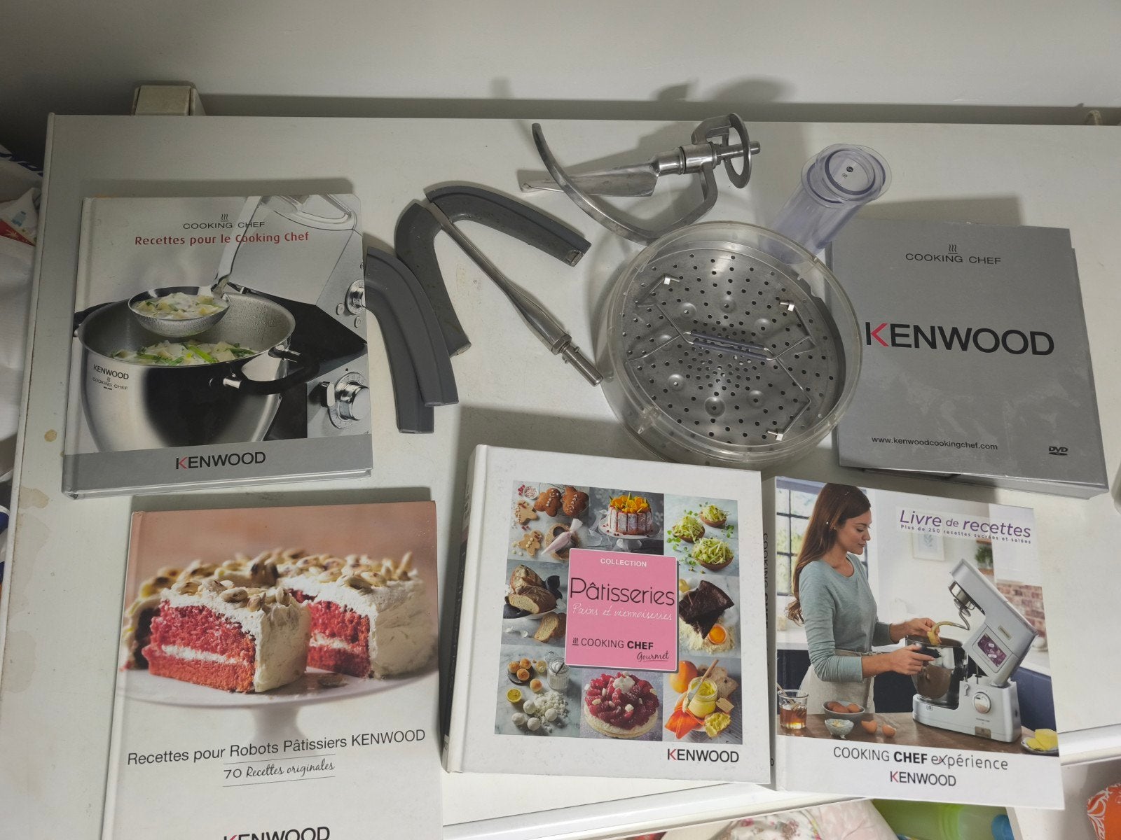 Accessoires Robot Kenwood Mélangeur Inox, racleur, cuiseur