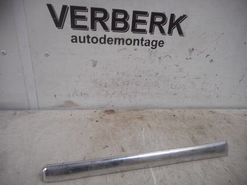 SIERLIJST Mercedes-Benz Ponton (W105) (01-1957/-), Mercedes-Benz AG, Enlèvement ou Envoi, Utilisé, Dialog.mb@mercedes-benz.com