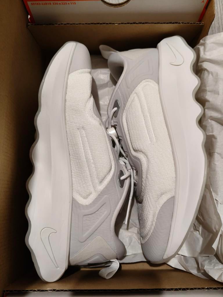 Chaussures de marche Nike Motiva C, Enlèvement