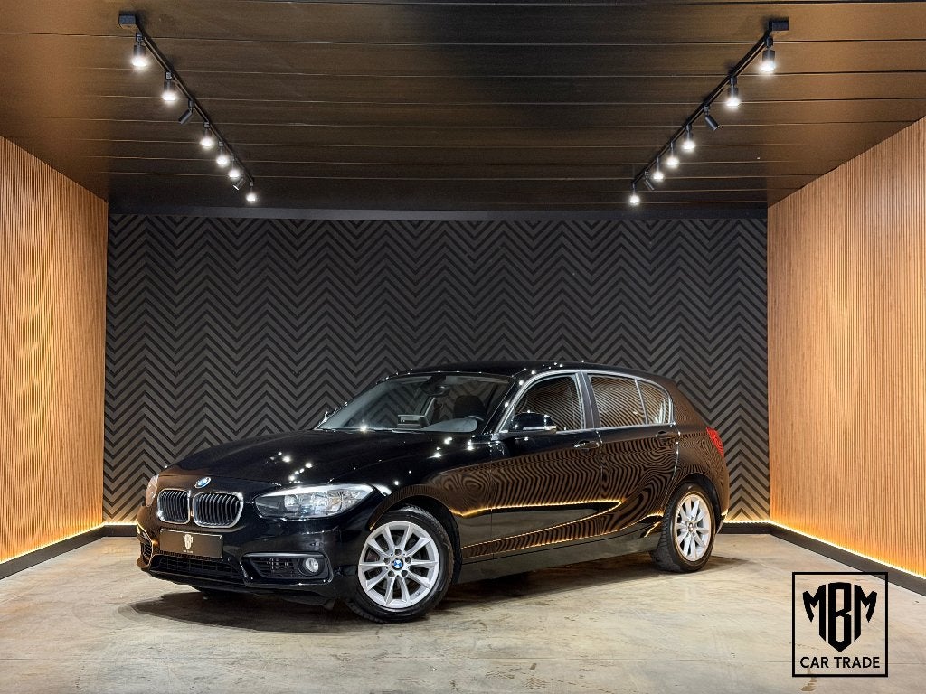 ✅BMW 118 dA GARANTIE Automaat Navi CarPlay Cruise C Parksens, Autos, BMW, Achat, Entreprise, Entretenue par le concessionnaire
