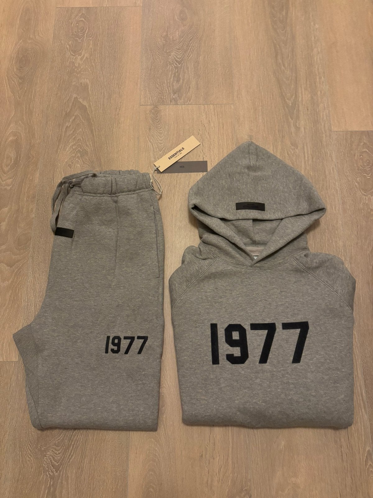 Survêtement Essentials Fear of God 1977 - Dark Oatmeal, Enlèvement ou Envoi, Comme neuf, Taille 46 (S) ou plus petite