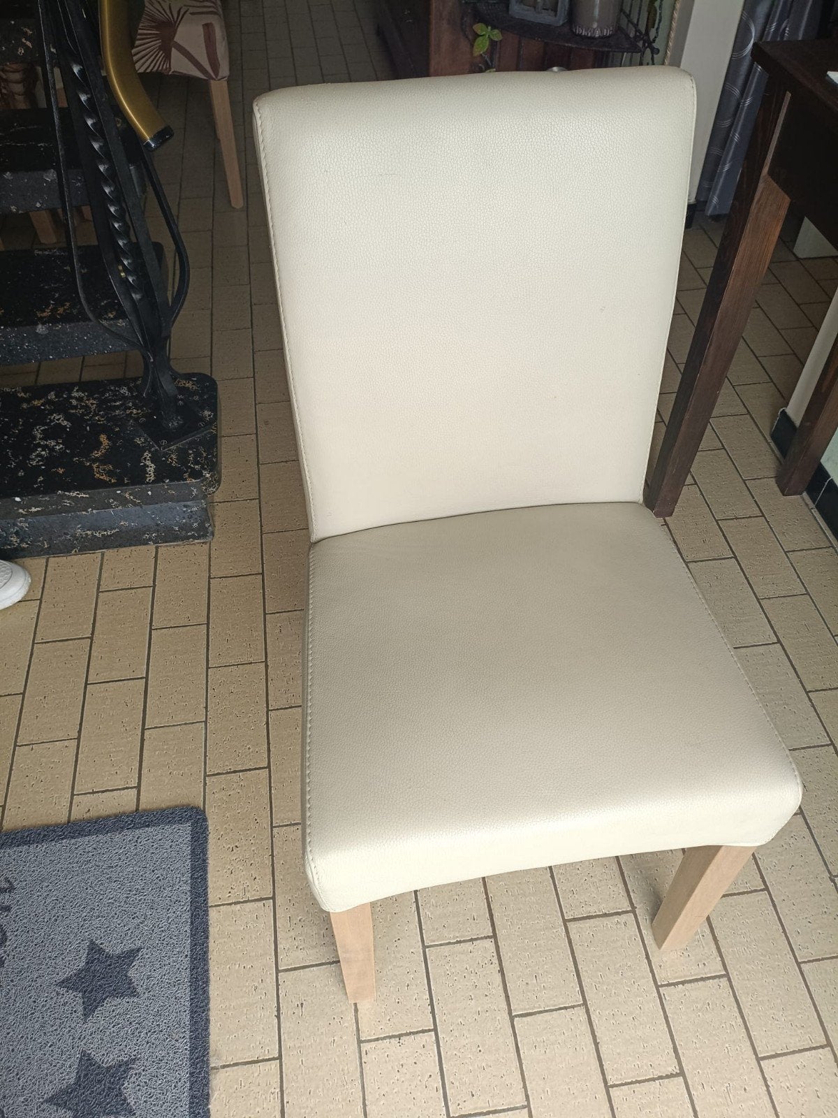Gratis 6 x leren stoelen, Ophalen, Leer