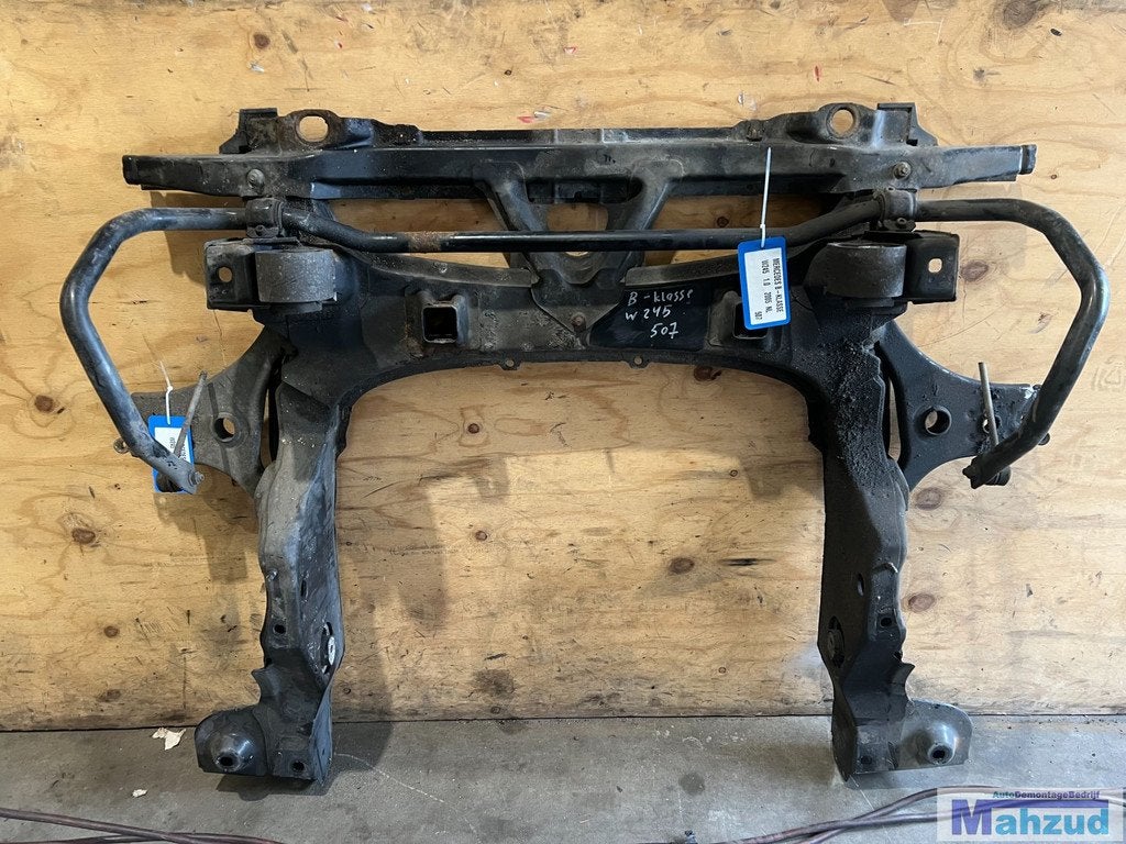 Berceau moteur MERCEDES CLASSE B W245 2004-2011, Mercedes-Benz AG, Mercedes-Benz, Utilisé, Mercedesstrasse 120
70372  Stuttgart, DE