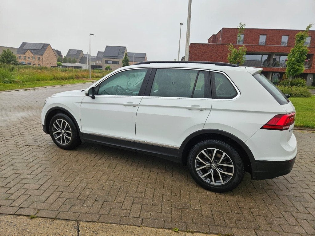 Volkswagen Tiguan 1,4 TSI 2017, Auto's, Stof, 4 cilinders, Wit, 1395 cc