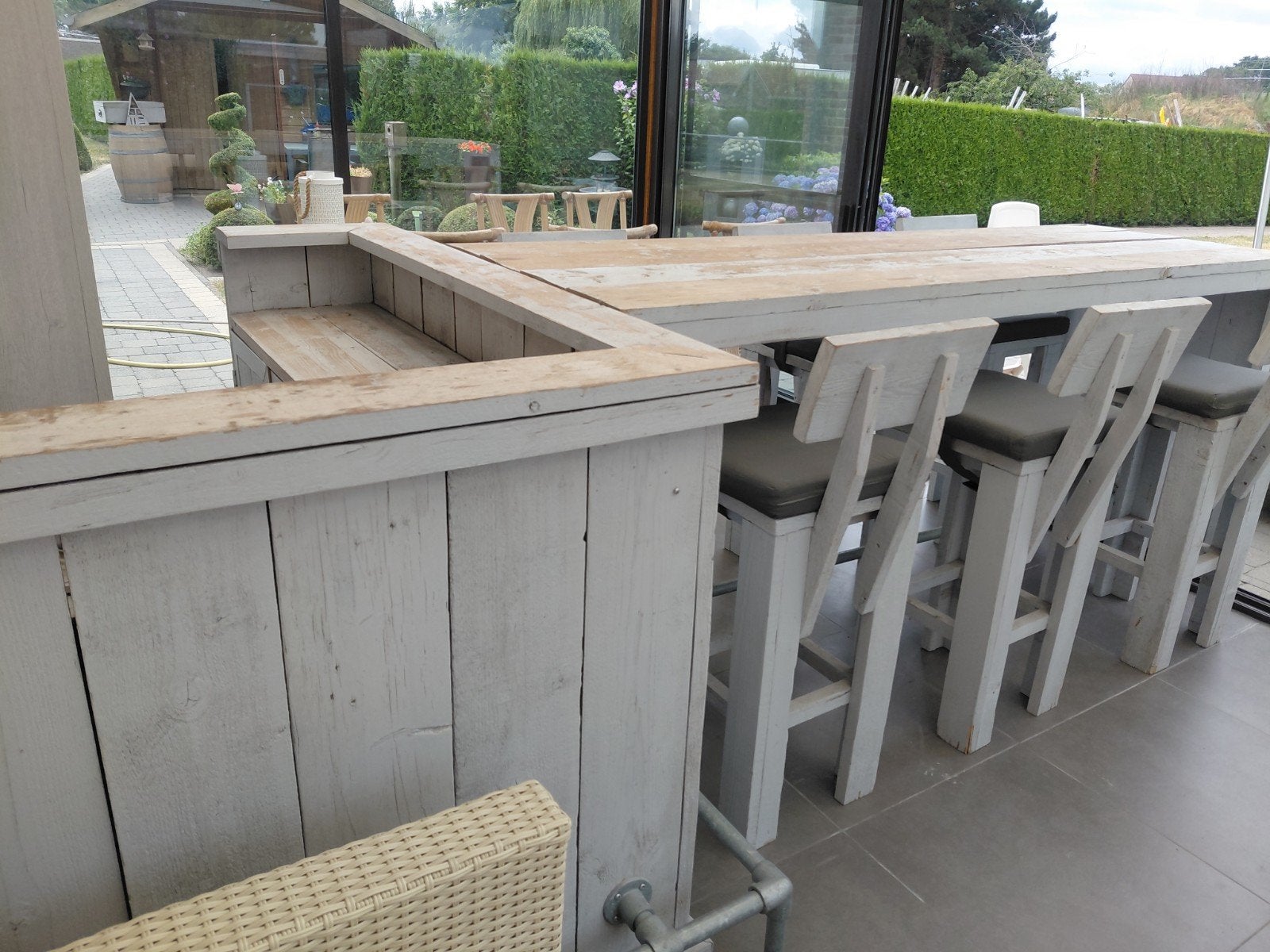 Buitenkeuken bar, Tuin en Terras, Ophalen