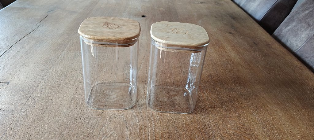2 Glazen voorraadbokalen met houten deksel, Voorraadpot, Ophalen, Gebruikt, Glas