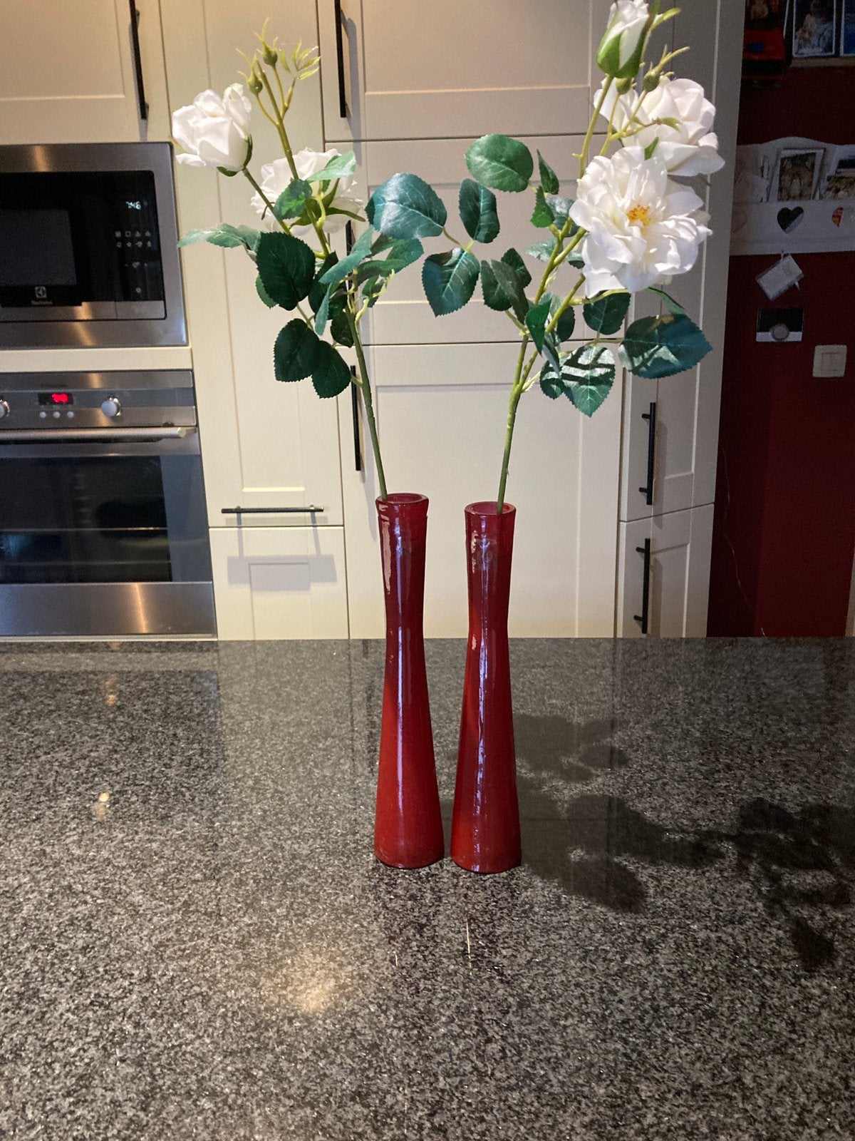 2 rode vaasjes, Maison & Meubles, Enlèvement, Comme neuf, Verre