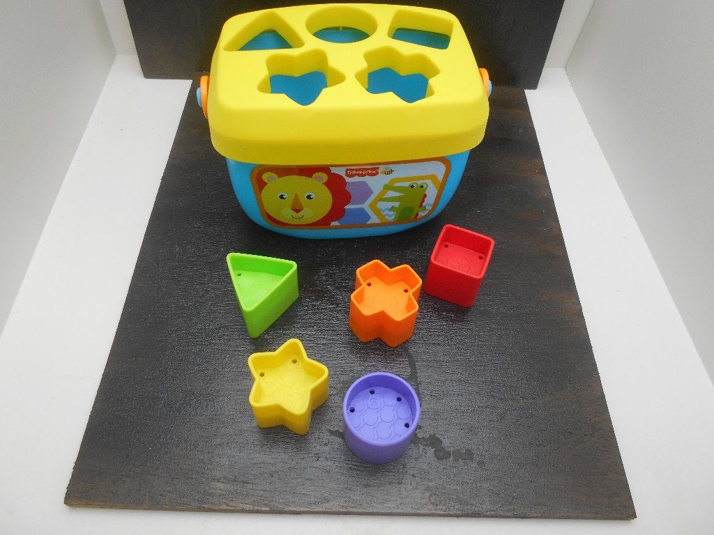 jouet bébé boite à formes Fisher price, Enfants & Bébés, Jouets | Fisher-Price, Enlèvement ou Envoi, Comme neuf, Autres types