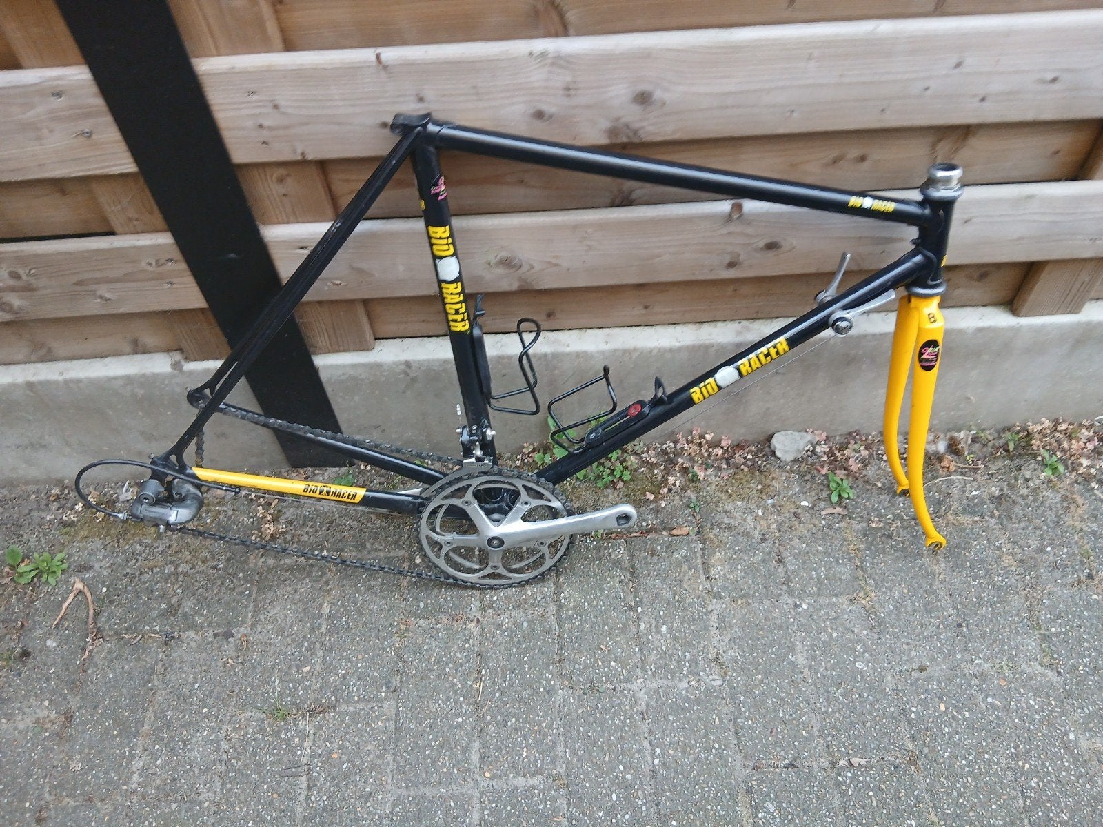 retroframe bioracer, Enlèvement
