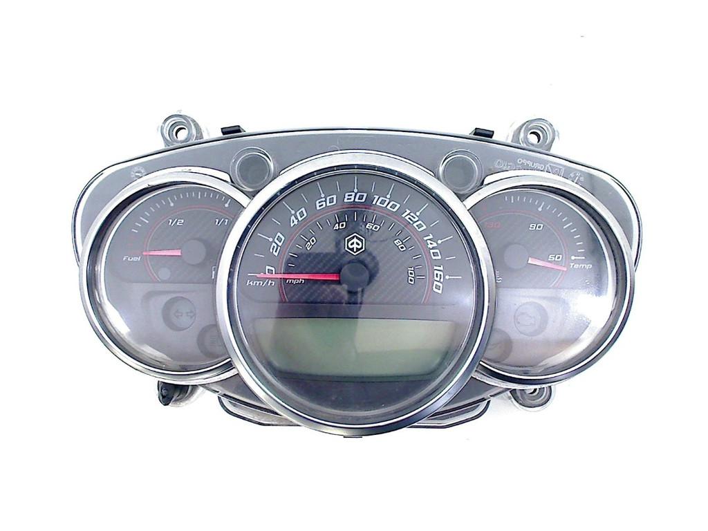 TELLERSET Piaggio Beverly 350 2017-2020 IE (01-2017/12-2020), Dhr. S. di Majo, Utilisé, Info@cama-motorparts.nl, P.J. Troelstraweg 8 8
3144 CX  MAASSLUIS, NL