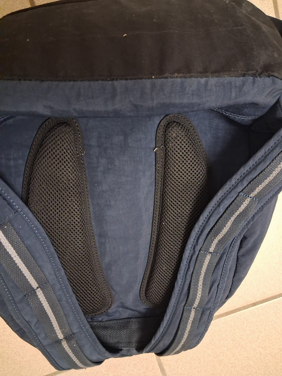 mallette bleu, Enlèvement, Utilisé, Bleu