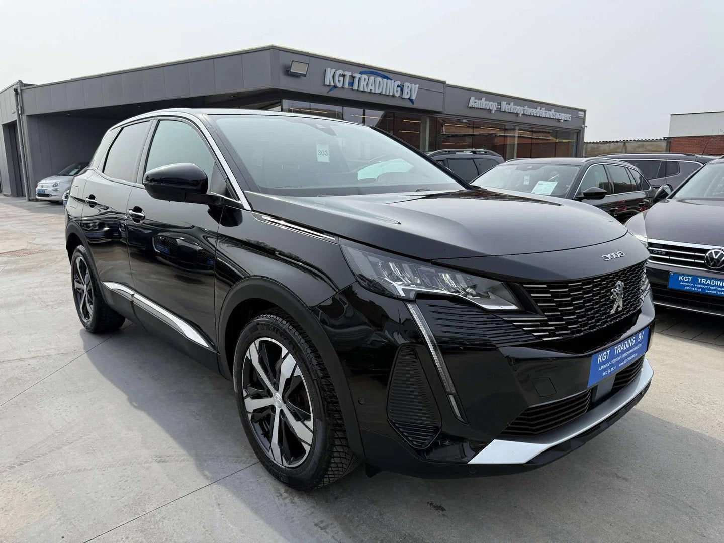 Peugeot 3008 1.2i FACELIFT NAVIGATIE FULL LED ZWART LEDER CA, Gebruikt, 1199 cc, Zwart, Leder