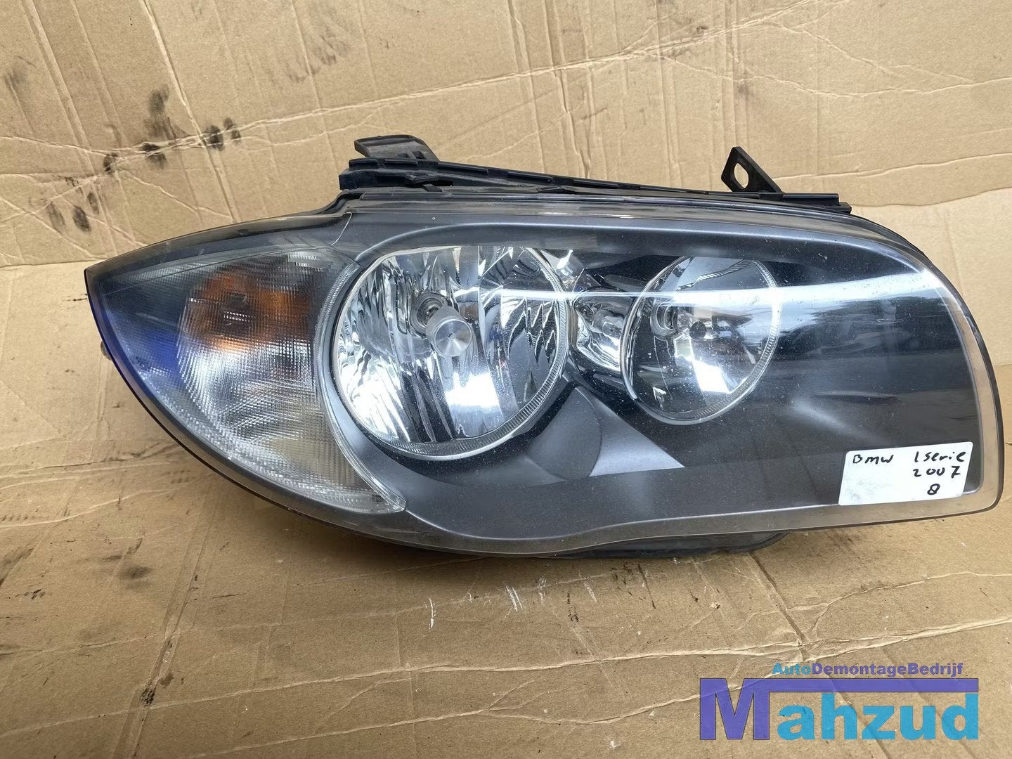 BMW 1 SERIE E81 E82 E87 Koplamp rechts (UK) (ENGELS), Auto-onderdelen, Petuelring 130
80788  Munich, DE, Gebruikt, Info@bmw.de
