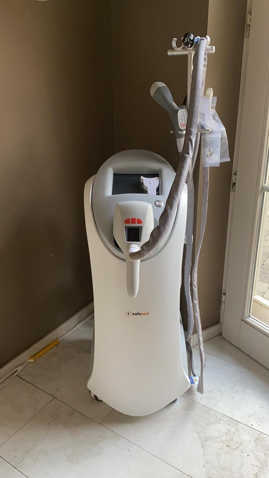 safesun Velashape, Elektronische apparatuur, Ophalen, Zo goed als nieuw, Overige typen