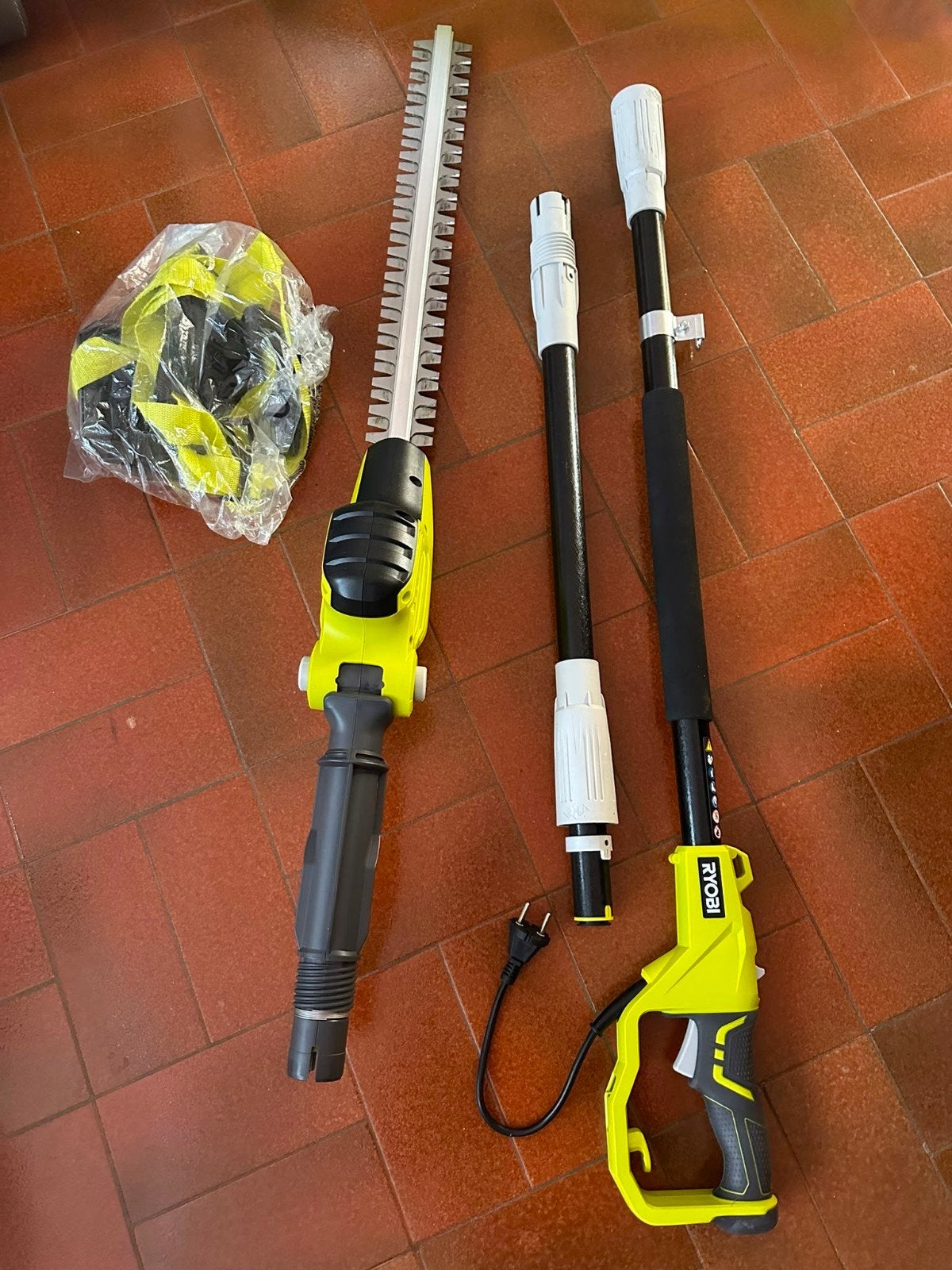 Taie haie neuf avec garantie(ticket), Enlèvement, Neuf, Électrique, Ryobi