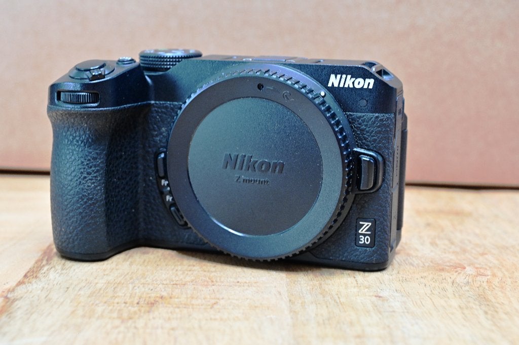 Nikon Z30 (4264 clicks) + Vlog acc., TV, Hi-fi & Vidéo, Appareils photo numériques, Enlèvement ou Envoi, Comme neuf, Appareil photo hybride