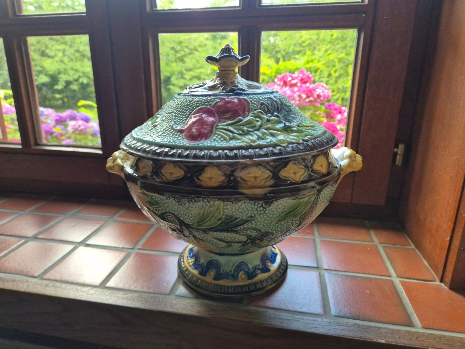 Antieke Majolica Soepterrine / Dekselkom, Ophalen