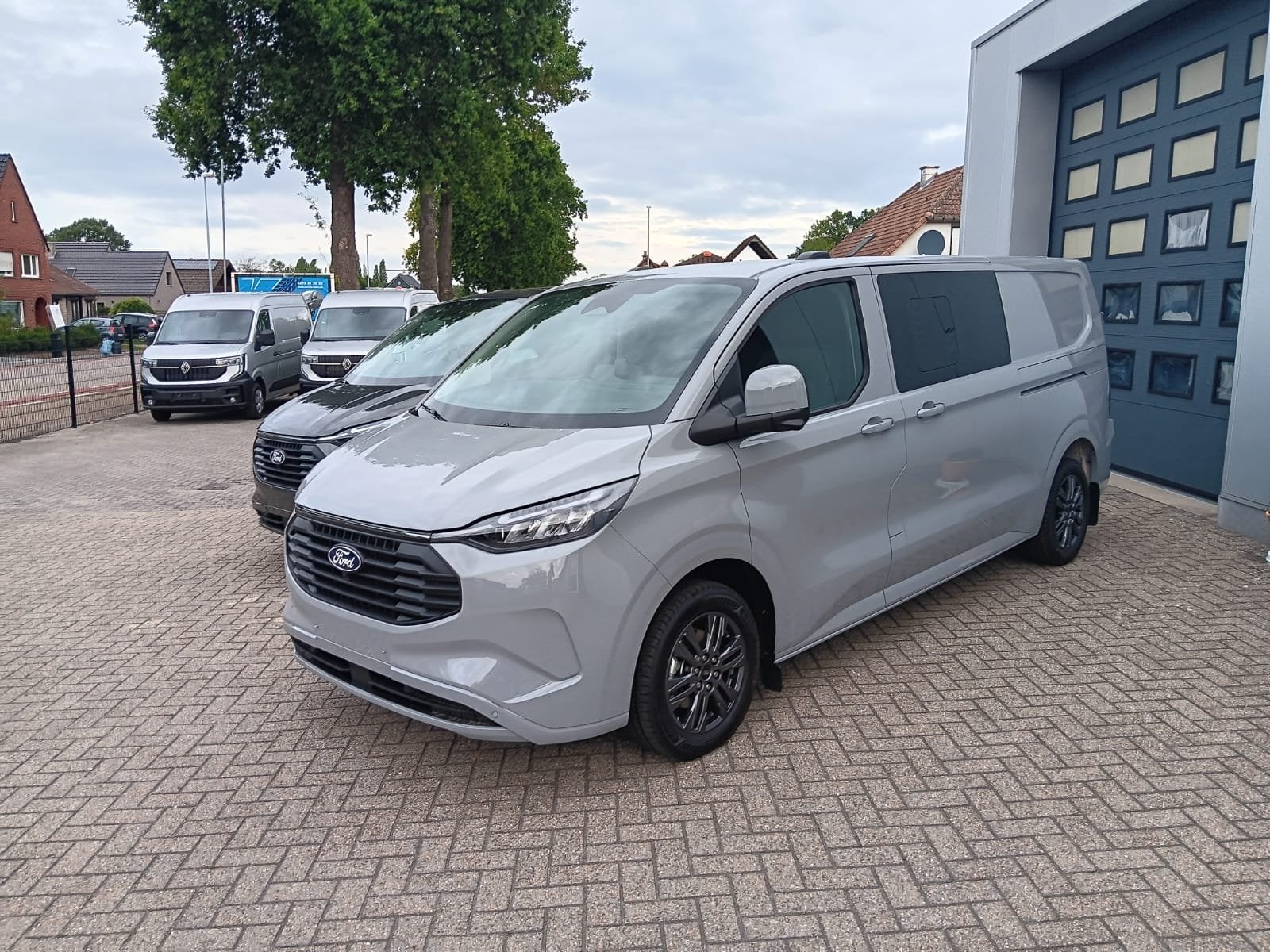 Ford Transit Custom L2 5pl PHEV 232pk Limited 42562 ex BTW S, Stof, 4 cilinders, Bedrijf, 5 zetels