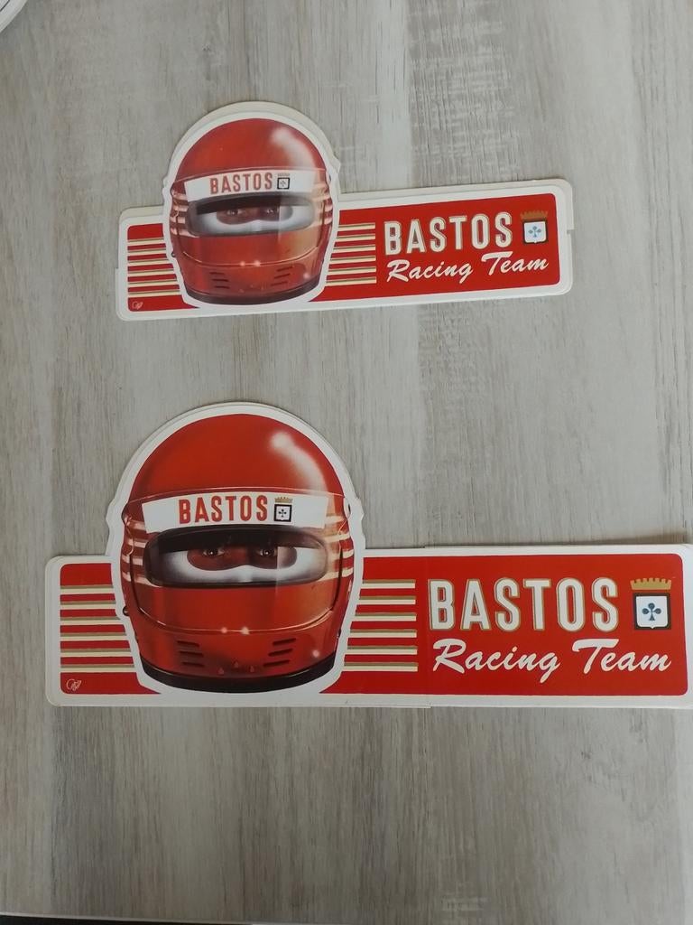 Bastos helmen, Enlèvement ou Envoi