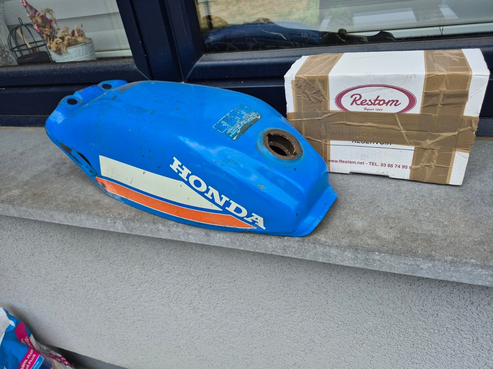 Réservoir essence Tank Honda MT 50 80 MT8 MT5 + KIT RESTOM !, Ophalen of Verzenden