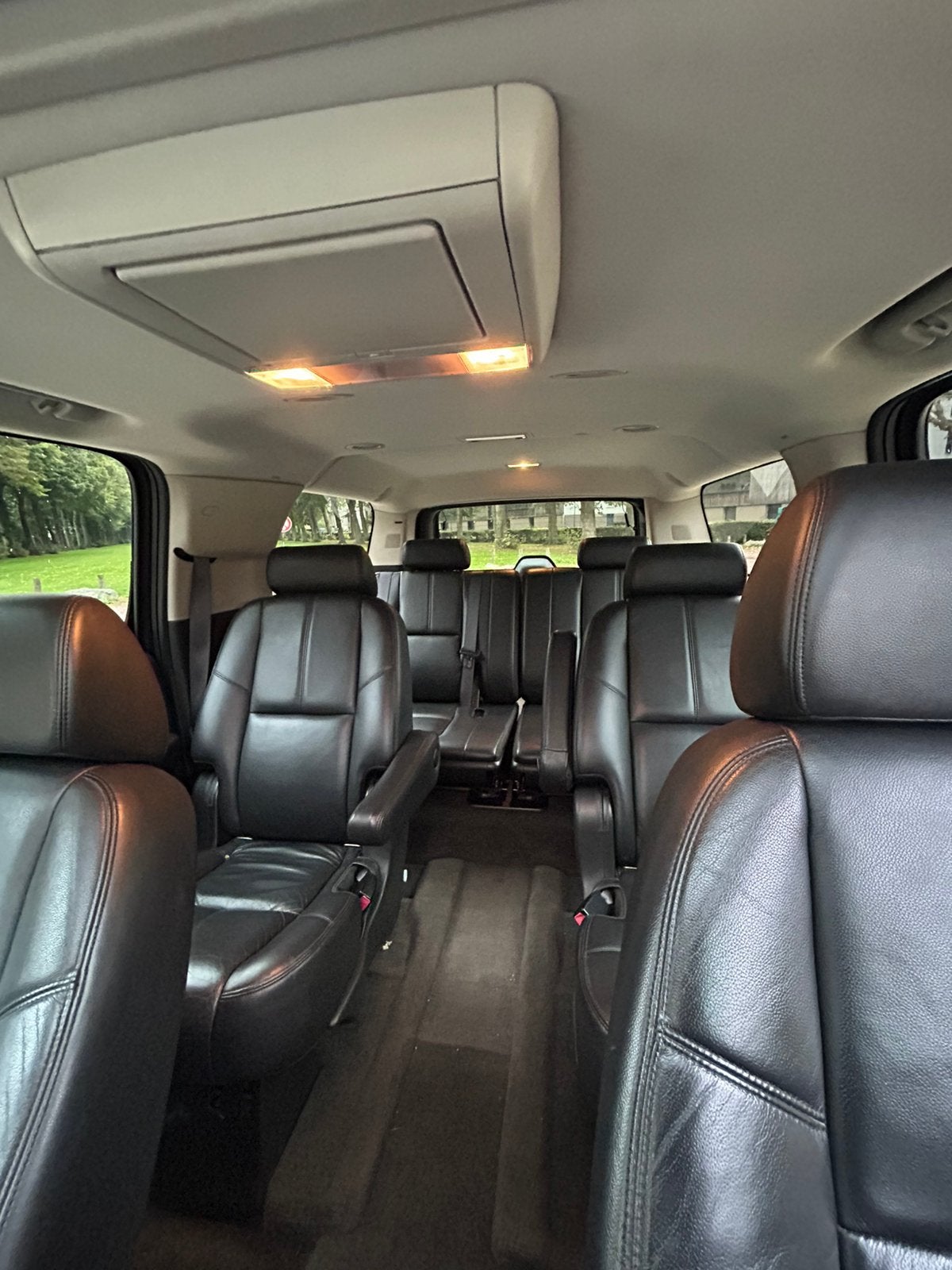 SUBURBAN Z71, Auto's, Automaat, Suburban, 700 kg, Leder