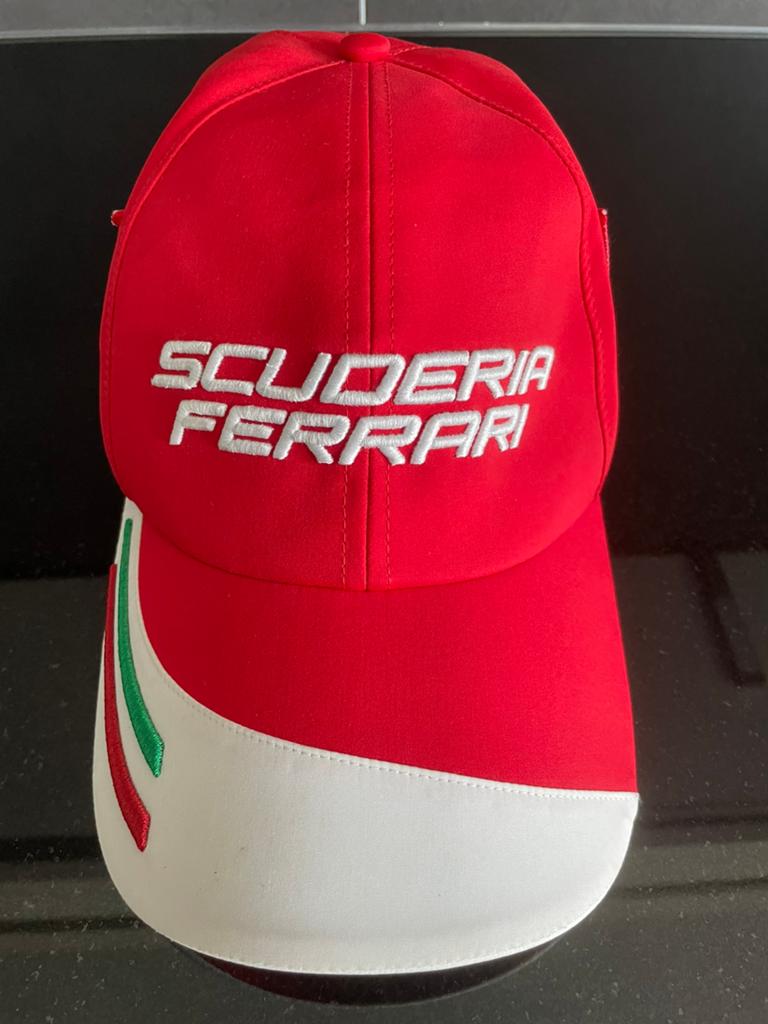 Casquette Scuderia Ferrari, Enlèvement ou Envoi, Comme neuf, Casquette