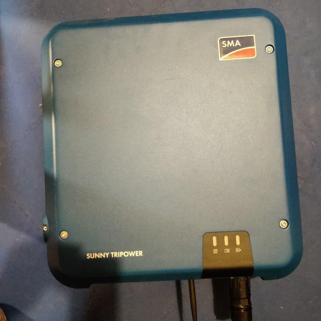 SMA omvormer, Doe-het-zelf en Bouw, Ophalen of Verzenden, Zo goed als nieuw, Overige typen, 200 wattpiek of meer