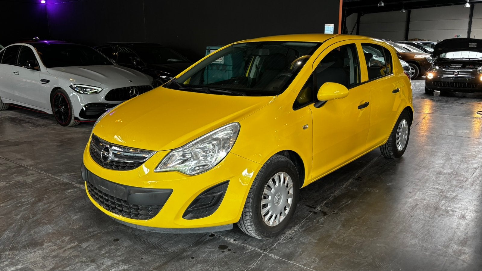 Opel Corsa Automatique / 12 MOIS DE GARANTIE, Euro 5, Stof, Zwart, Geel