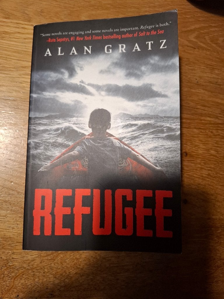 Boek - Refugee - Alan Gratz, Boeken, Romans, Europa overig, Alan Gratz, Ophalen, Gelezen