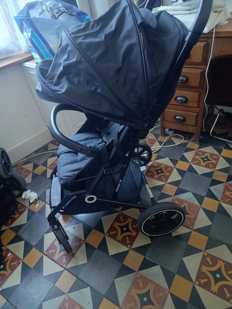 Buggy Deryan luxe XP XL, Enfants & Bébés, Buggys, Enlèvement, Comme neuf, Autres marques, Ombrelle