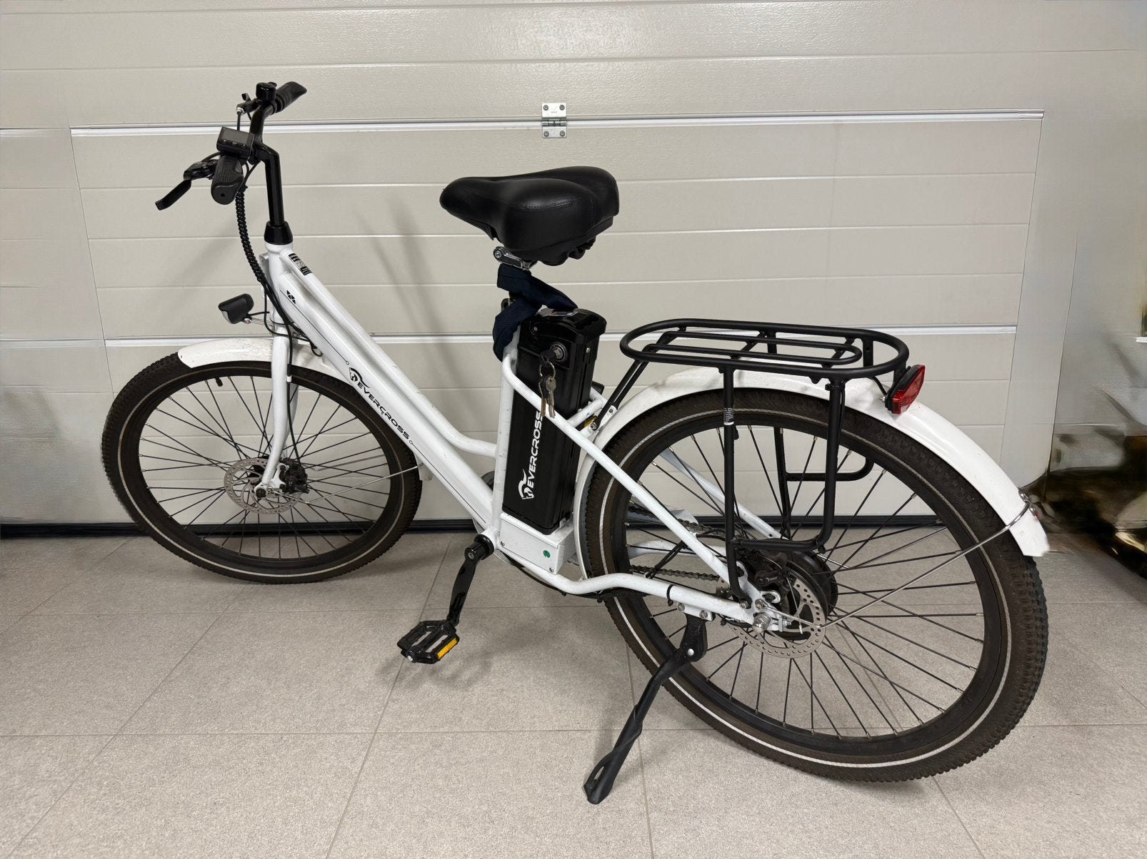 Elektrische fiets - 26'' 36V 15,6Ah APP EVERCROSS - EK8, Ophalen, Gebruikt