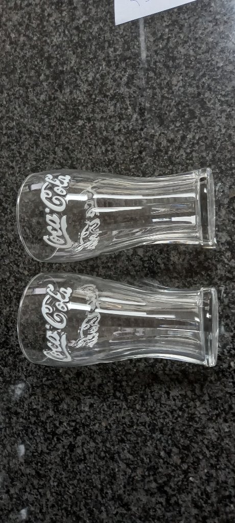 2 coca cola glazen, Ophalen of Verzenden, Zo goed als nieuw, Frisdrankglas