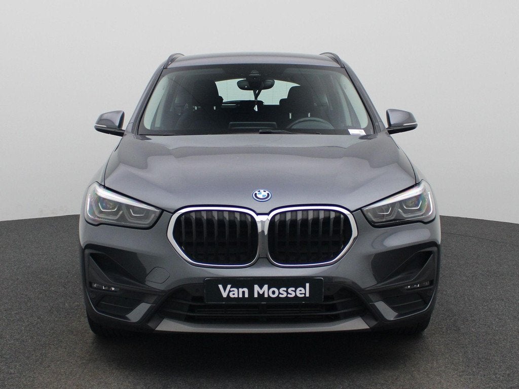 BMW X1 xDrive25e (162 kW), Auto's, Stof, Gebruikt, 750 kg, https://public.car-pass.be/vhr/9e030f29-eb3a-4358-a186-0599c40d2638