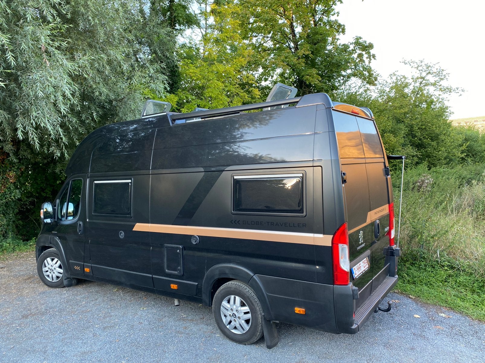 Camping-car Globetraveller Pathfinder Z, Jusqu'à 4, Boîte manuelle, Diesel, Particulier