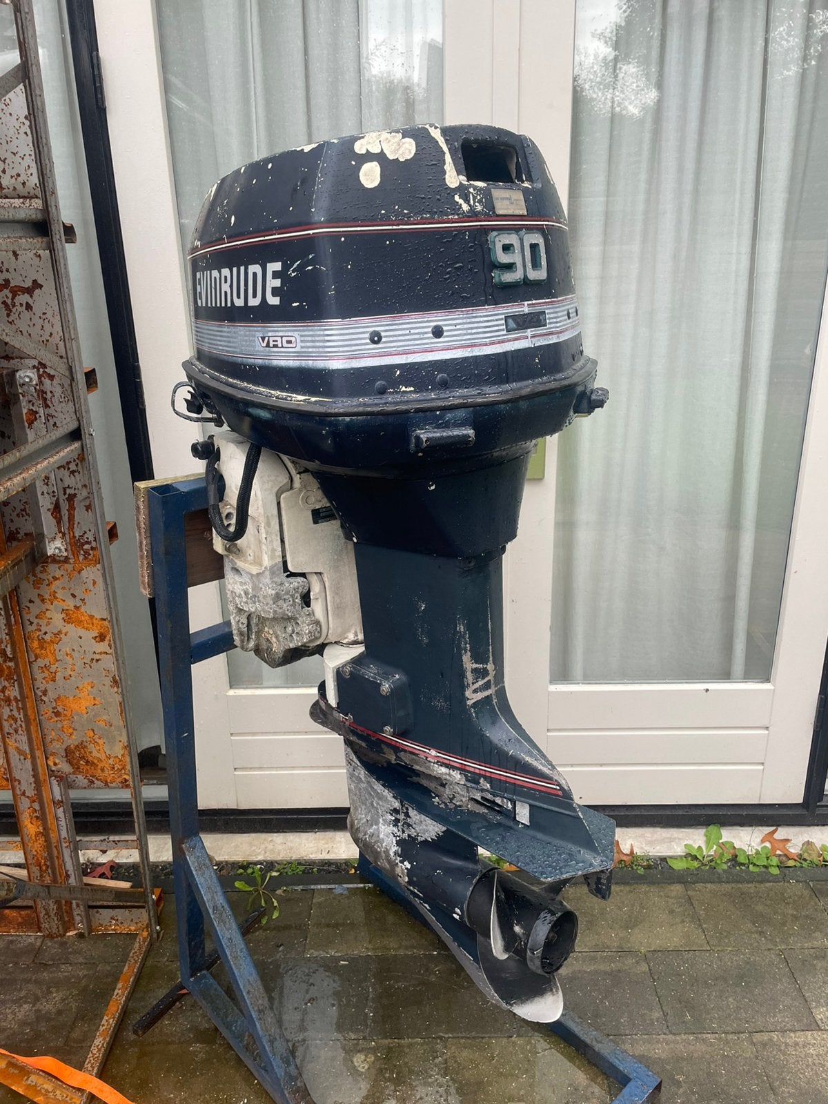 V4 2 temps Evinrude 90 ch, Sports nautiques & Bateaux, 30 ch ou plus, Démarrage électrique, Enlèvement, Utilisé