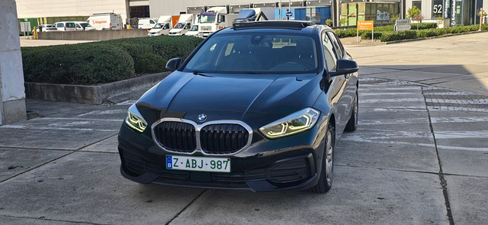 2022 bmw 1 serie  118i  benzine automaat  full optie, Auto's, 1 Reeks, Euro 6, Bedrijf, 1500 cc