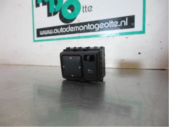 Commutateur rétroviseur d'un Nissan Note (Note 06-), -, 3 mois de garantie, Utilisé, -