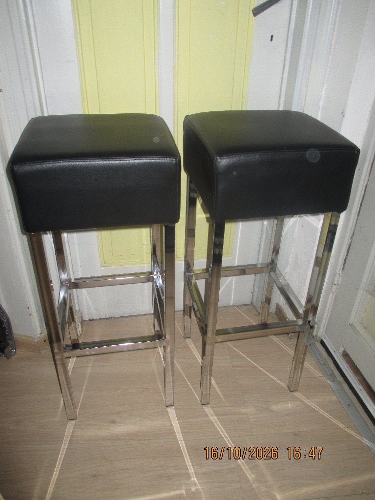 2 tres beaux tabouret vintage cuir et chrome, Maison & Meubles, Enlèvement, Utilisé, Cuir