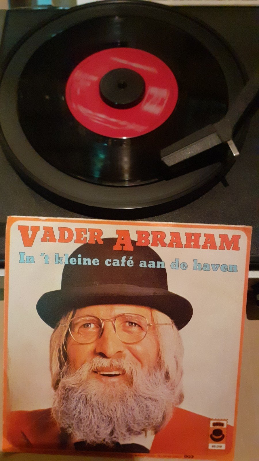 vader abraham in ´t kleine cafe´ aan de haven in goede staat, Ophalen of Verzenden