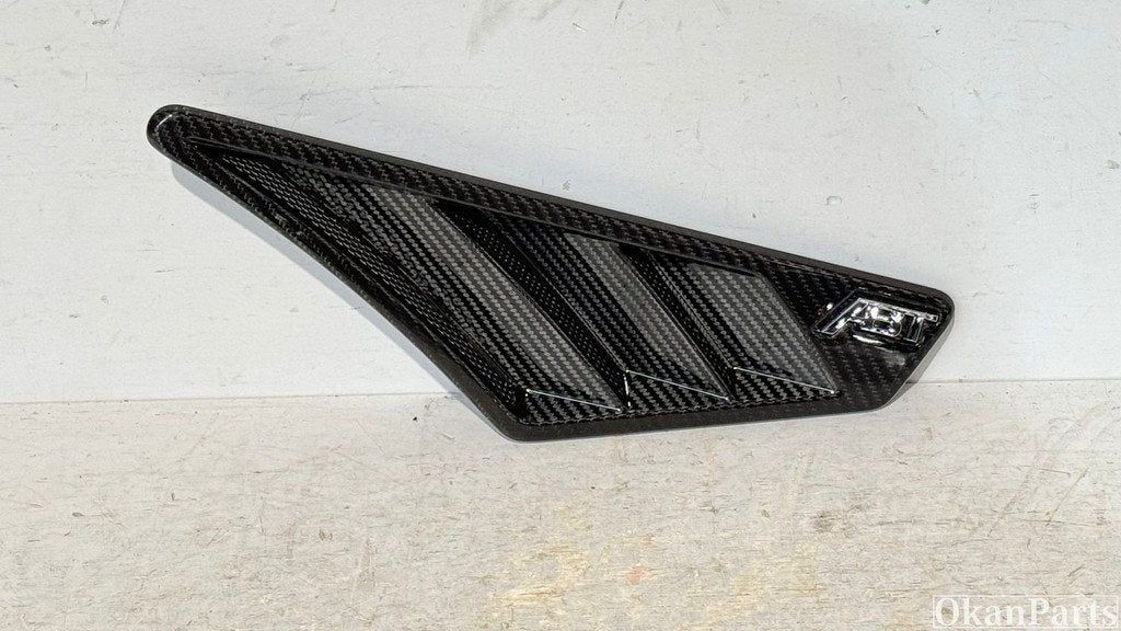 Garniture de panneau avant gauche Audi Q8 4M ABT, Info@fabrikant.eu, Fabrikant BV, Fabrikantstraat 1
1000 AA  Amsterdam, NL, Gauche