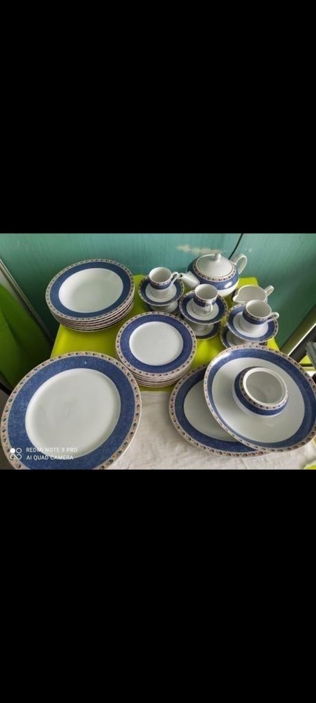 Serviesgoed+koffie, Ophalen