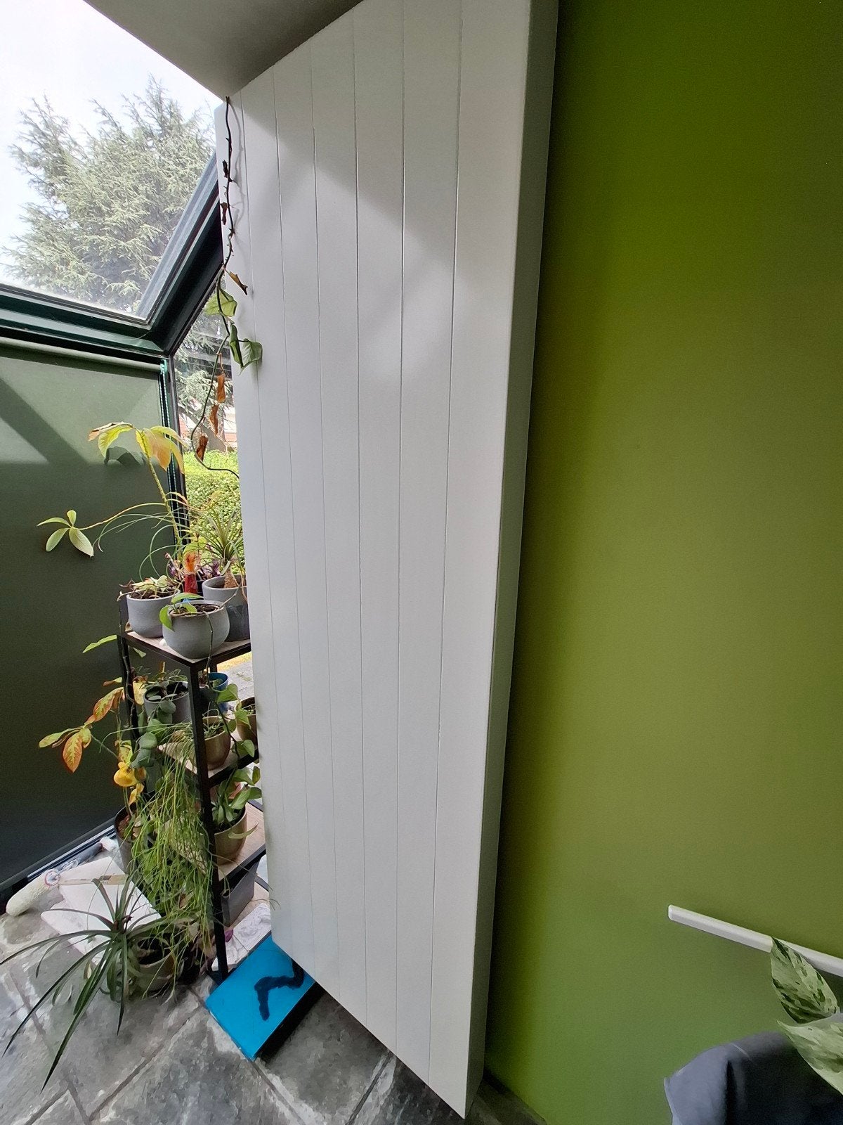 Vlakke radiator 220m x 0.7m, Doe-het-zelf en Bouw, Verwarming en Radiatoren, Ophalen, Hoog rendement (Hr), Radiator, Zo goed als nieuw
